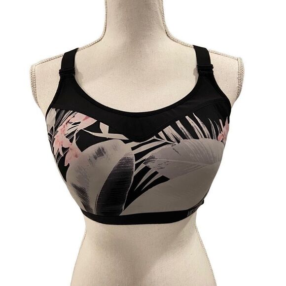 Victoria Sports Bra    - Picture 1 of 5